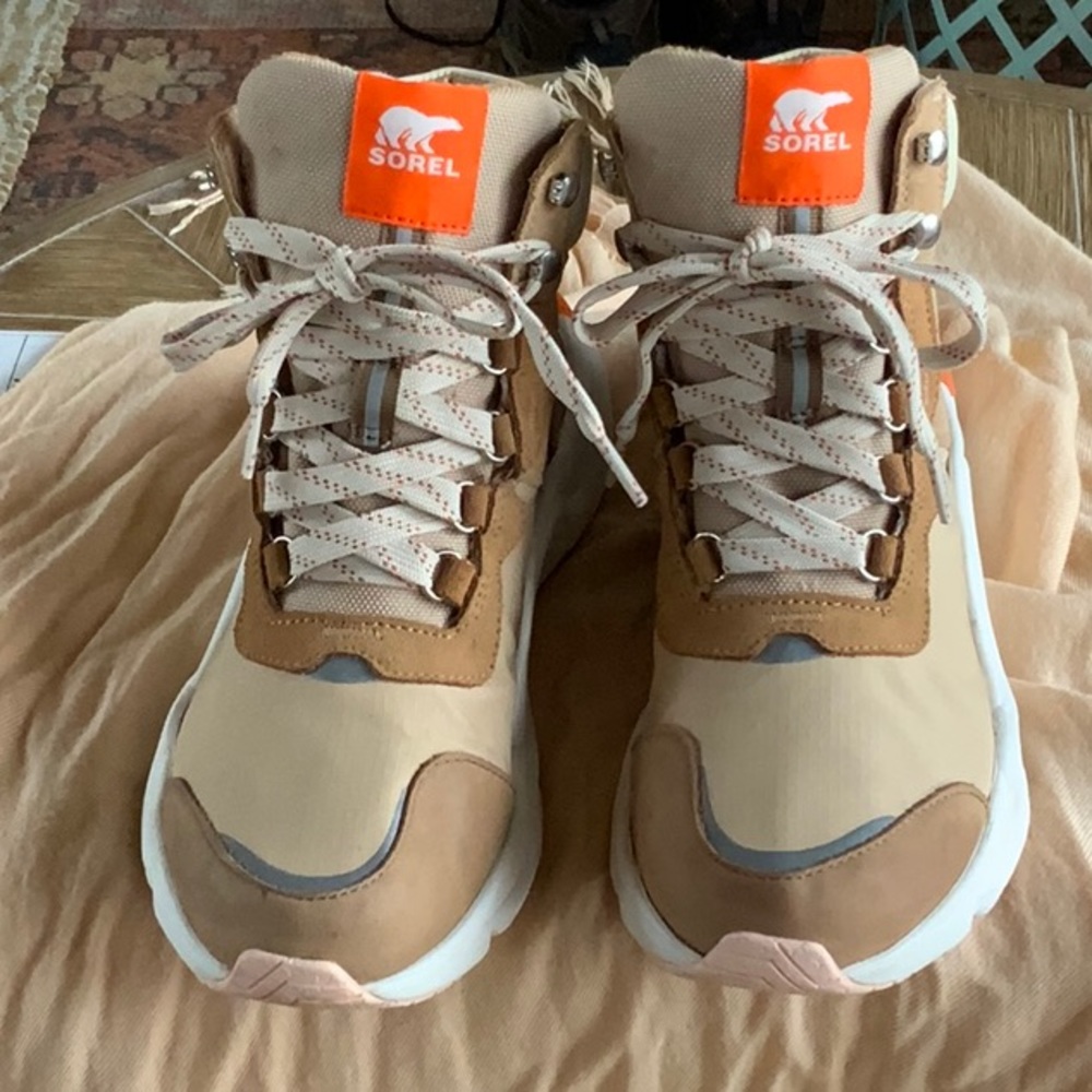 Sorel Kinetic RNEGD Conquest Waterproof Hiking Sneaker/Boot